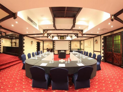 Pyramisa Cairo Suites & Casino Hotel image 9